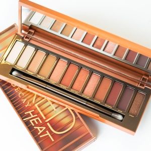 Urban Decay Naked Heat Eyeshadow Pallette